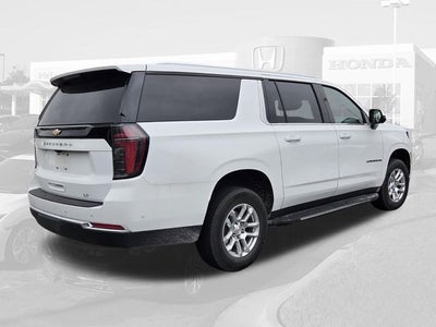 2025 Chevrolet Suburban LT