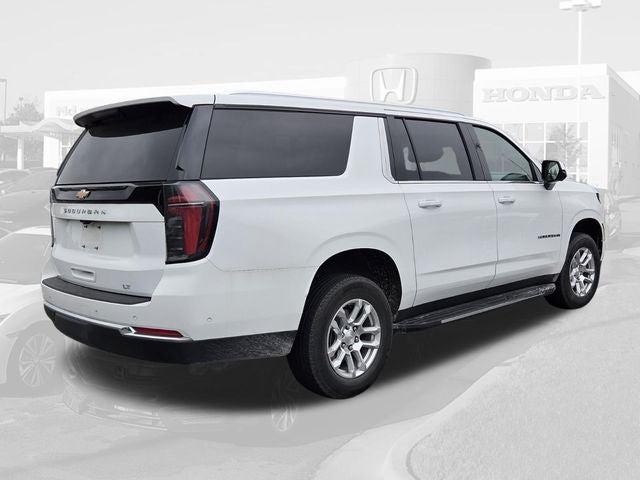2025 Chevrolet Suburban LT