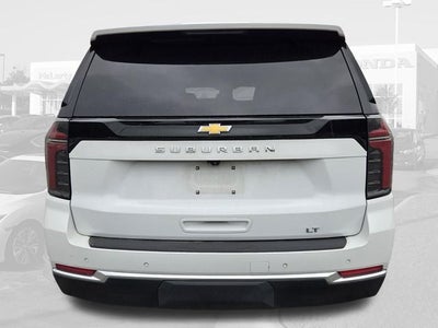 2025 Chevrolet Suburban LT