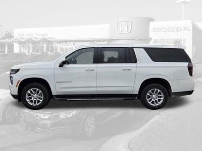 2025 Chevrolet Suburban LT