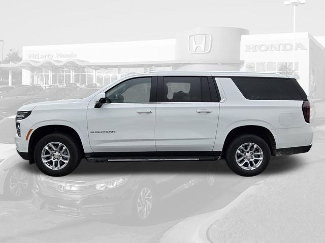 2025 Chevrolet Suburban LT