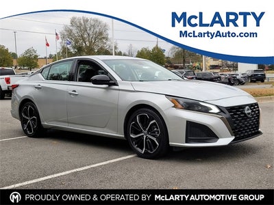 2023 Nissan Altima 2.5 SR