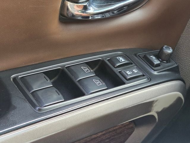 2023 Nissan Titan Platinum Reserve