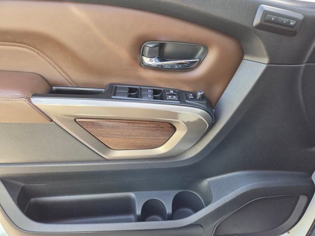 2023 Nissan Titan Platinum Reserve