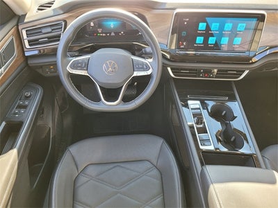2024 Volkswagen Atlas 2.0T SE w/Technology
