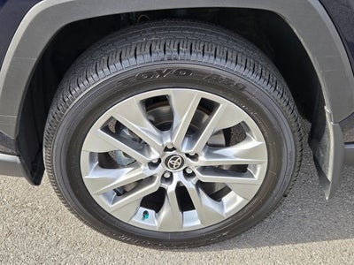 2024 Toyota RAV4 XLE Premium