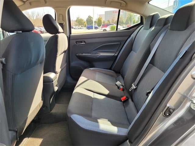 2023 Nissan Versa 1.6 SV