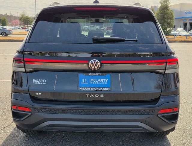 2025 Volkswagen Taos 1.5T SE Black