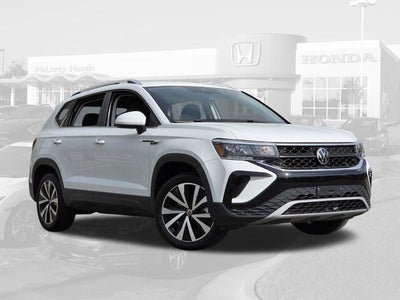 2024 Volkswagen Taos 1.5T SE