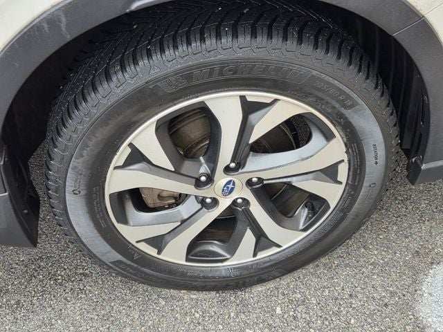 2020 Subaru Outback Touring XT