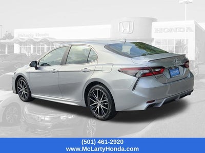 2024 Toyota Camry SE