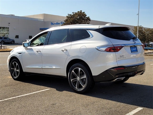 2022 Buick Enclave Essence