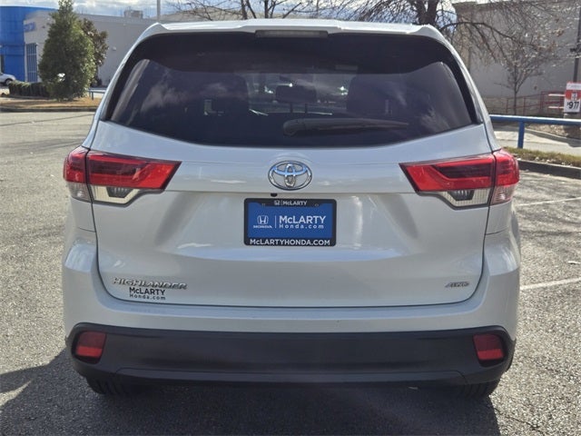 2019 Toyota Highlander LE