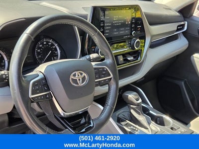 2021 Toyota Highlander XLE
