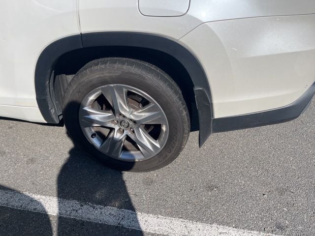 2017 Toyota Highlander Limited