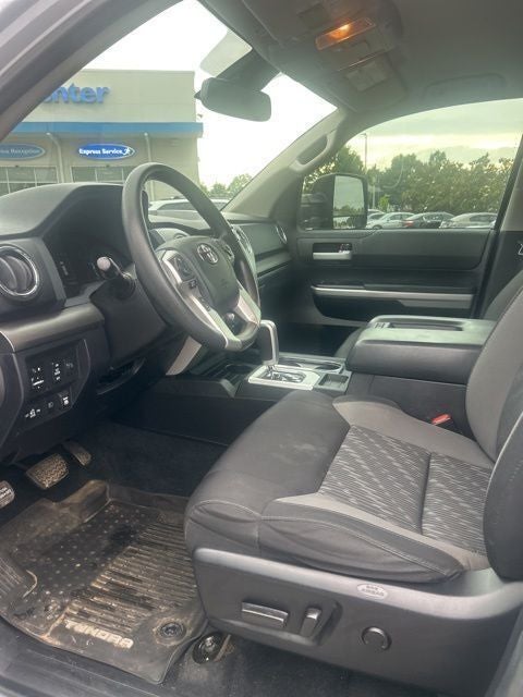 2020 Toyota Tundra SR5