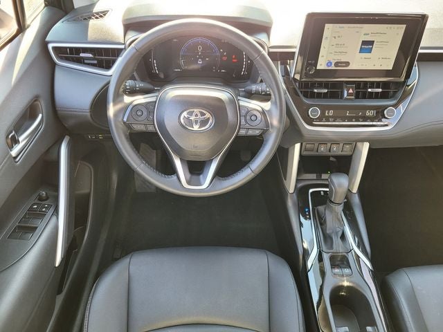 2025 Toyota Corolla Cross XLE