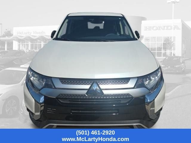 2020 Mitsubishi Outlander SE