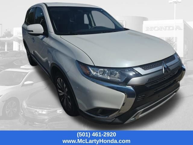 2020 Mitsubishi Outlander SE