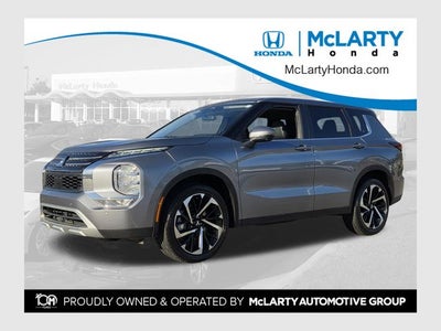 2024 Mitsubishi Outlander SE