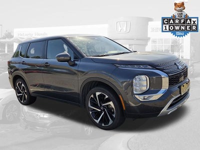 2024 Mitsubishi Outlander SE