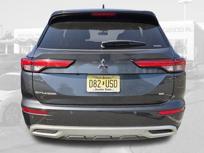 2024 Mitsubishi Outlander SE