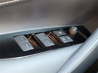 2024 Toyota Corolla Hatchback SE