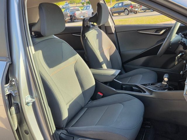 2025 Kia Niro LX