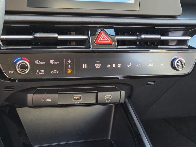 2025 Kia Niro LX