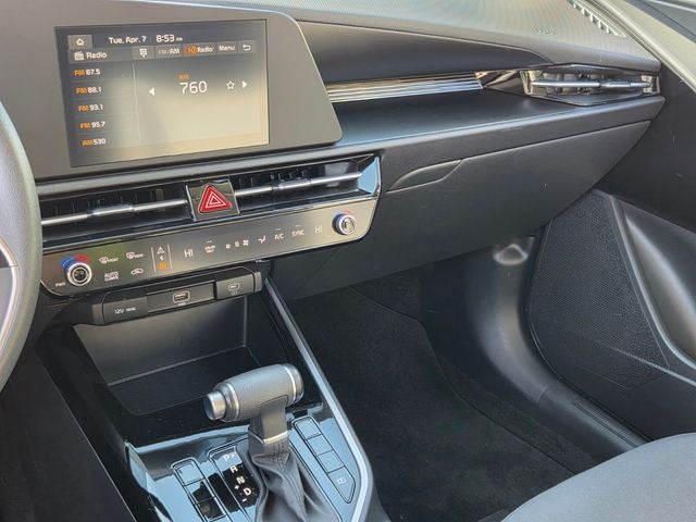 2025 Kia Niro LX