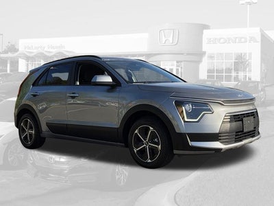 2025 Kia Niro LX
