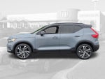 2020 Volvo XC40 R-Design