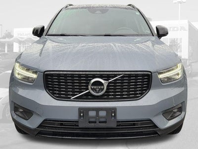 2020 Volvo XC40 R-Design