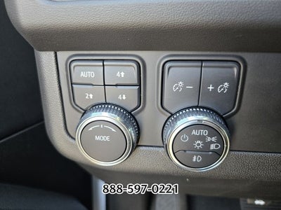 2023 GMC Yukon XL AT4