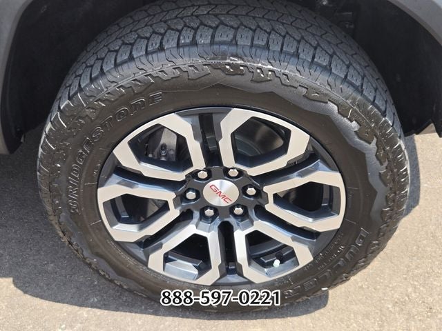 2024 GMC Canyon AT4