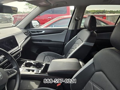 2024 Volkswagen Atlas 2.0T Peak Edition SE w/Technology