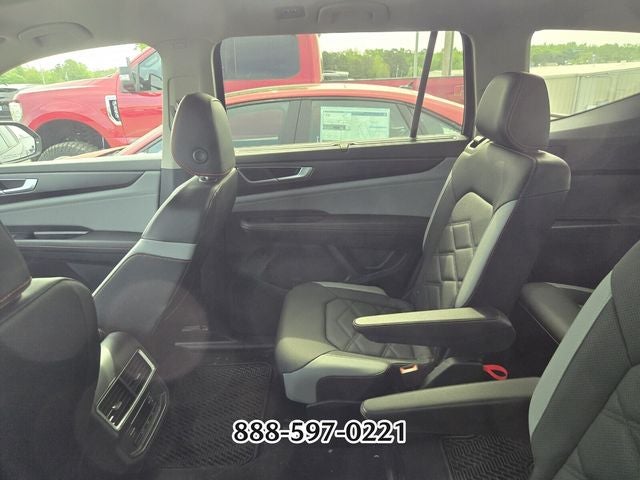 2024 Volkswagen Atlas 2.0T Peak Edition SE w/Technology