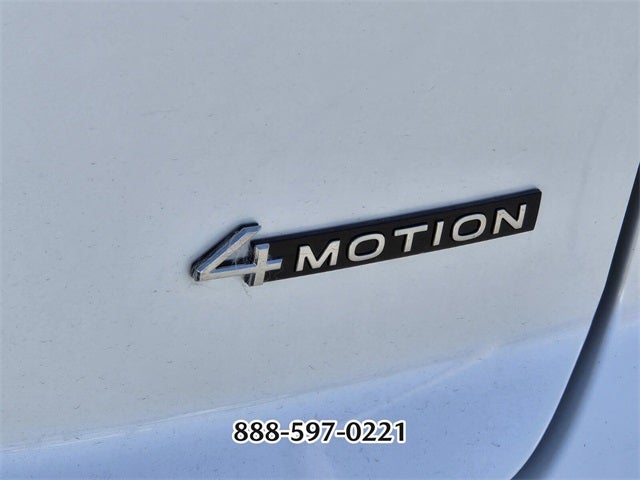 2025 Volkswagen Atlas Cross Sport 2.0T SEL Premium R-Line