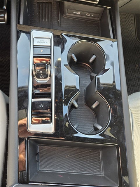 2025 Volkswagen Atlas Cross Sport 2.0T SEL Premium R-Line