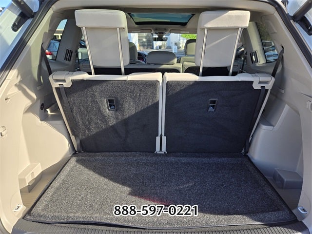 2025 Volkswagen Atlas 2.0T SEL Premium R-Line