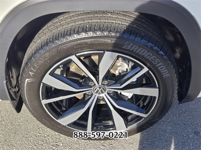 2025 Volkswagen Atlas 2.0T SEL Premium R-Line