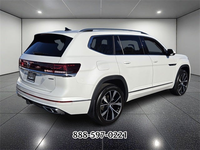 2025 Volkswagen Atlas 2.0T SEL Premium R-Line