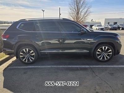 2022 Volkswagen Atlas 3.6L V6 SEL Premium R-Line