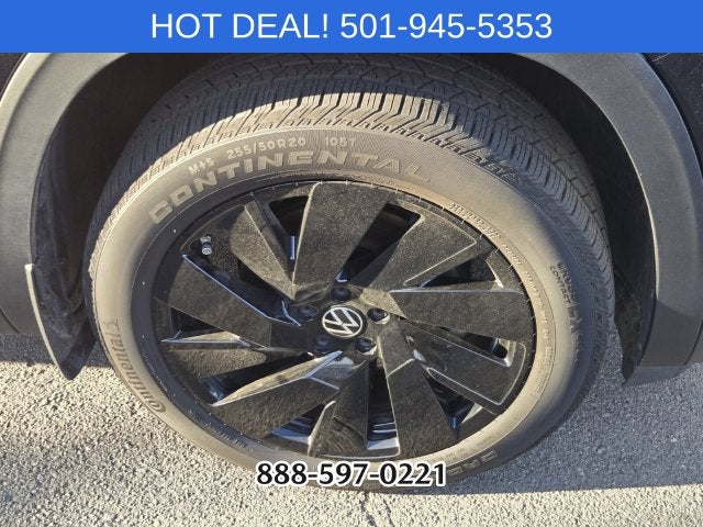 2026 Volkswagen Atlas Cross Sport SE w/Technology