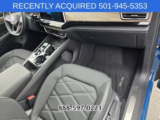 2026 Volkswagen Atlas SE w/Technology