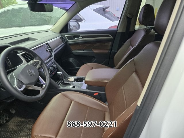 2022 Volkswagen Atlas 3.6L V6 SE w/Technology