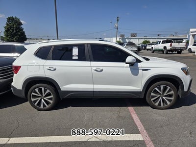 2024 Volkswagen Taos 1.5T SE