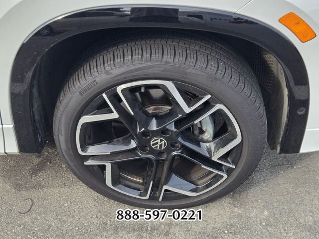 2025 Volkswagen Tiguan 2.0T SEL R-Line