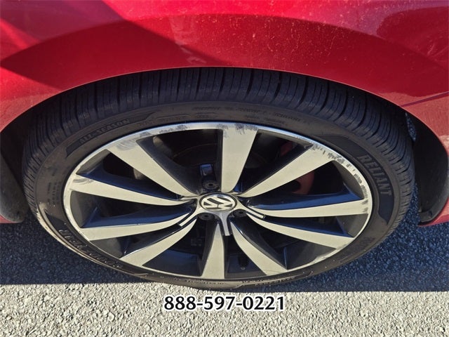 2014 Volkswagen Beetle 2.0T R-Line