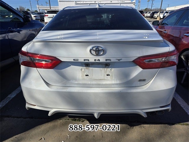 2020 Toyota Camry SE